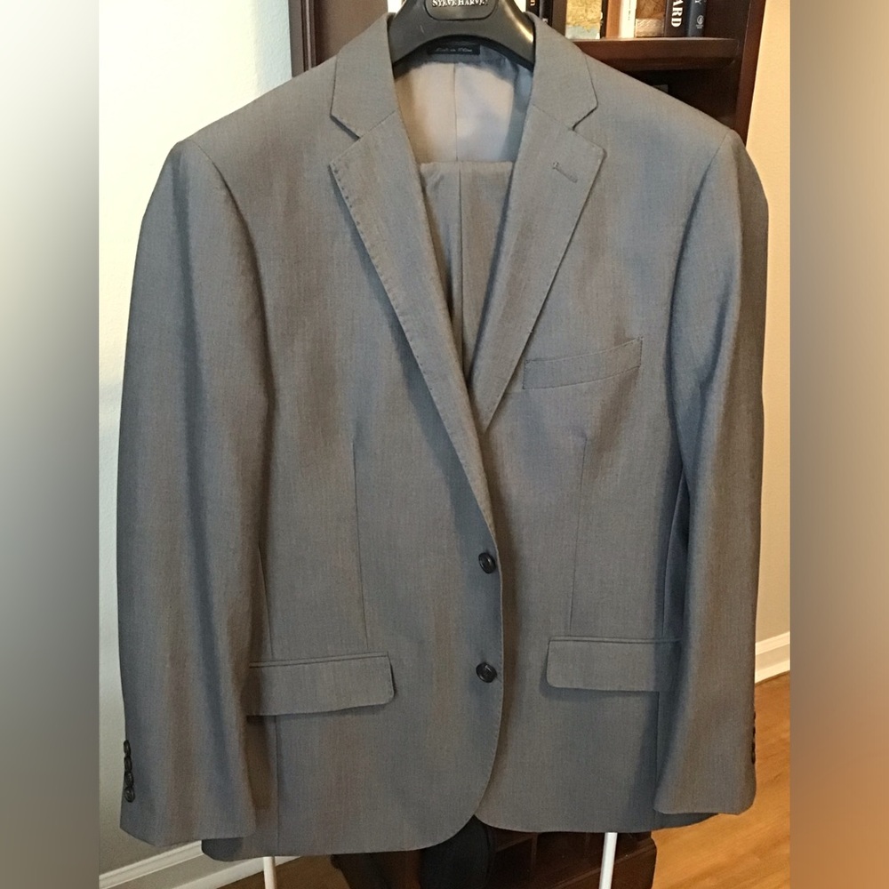 Steve Harvey Celebrity Edition Lightweight Suit